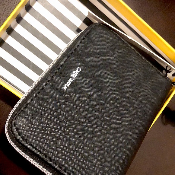 MARC TETRO Full Zip Bull Dog Wristlet CHOICE Red or Black Saffiano Leather NIB - Picture 8 of 17